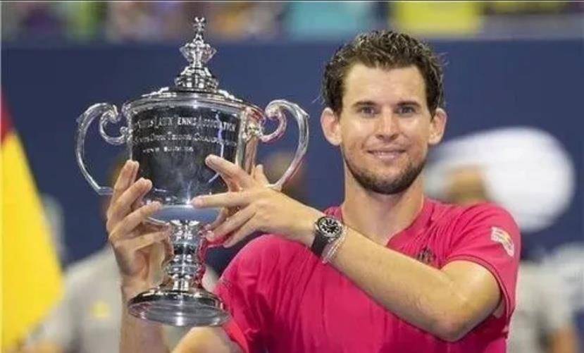 AYX Sports-蒂姆焦点对战，纳达尔与80激战MAD分钟，比赛局势复杂胜负难料！再创辉煌时刻(纳达尔网球拍)