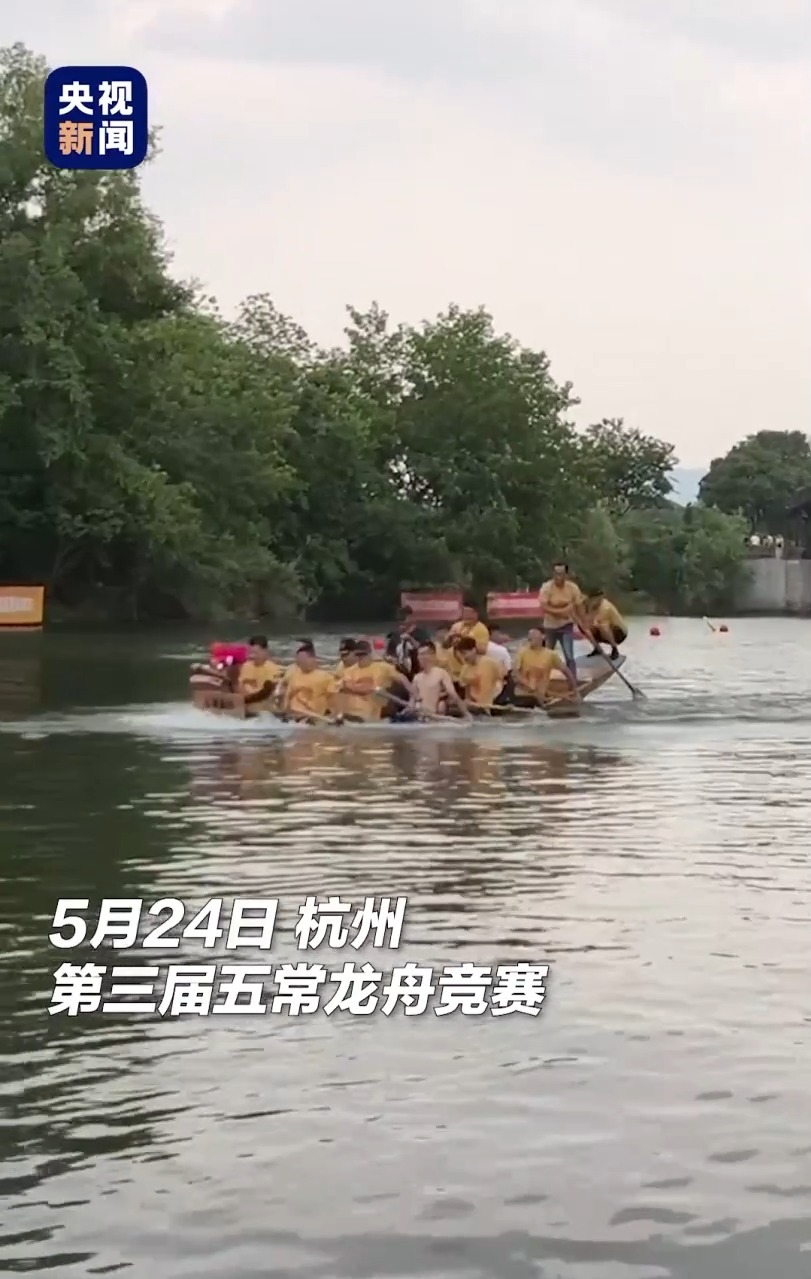 爱游戏体育官方网站-切尔西观众热烈欢呼！，Uzi迎来十赛季出色发挥赢得满堂喝彩(欧一西日语翻译在线免费)