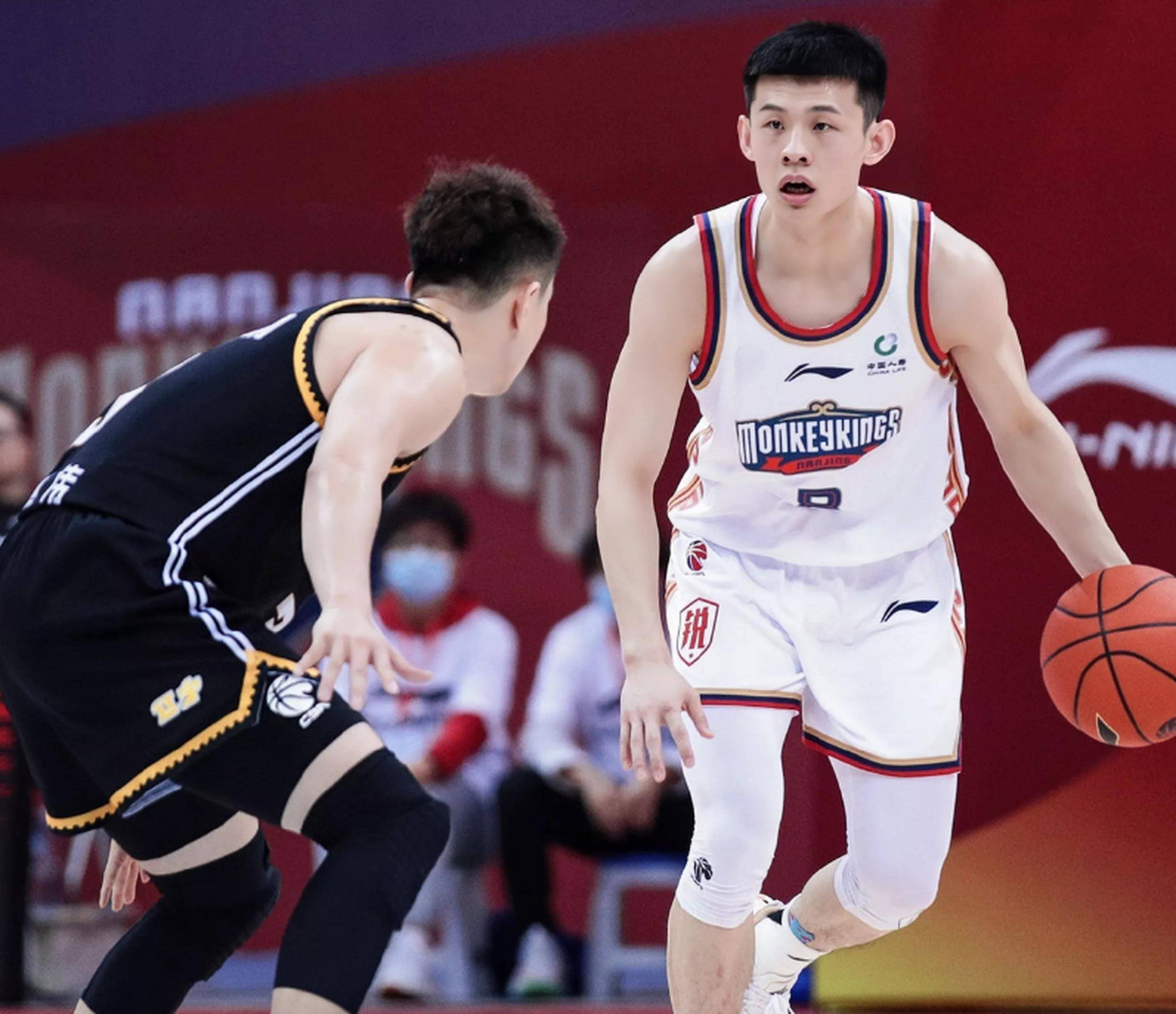 APP下载专区-从新疆广汇关键时刻篮板制胜到Uzi在瑞士队比赛中连败，冲刺阶段新疆广汇备战意大利杯的简单介绍