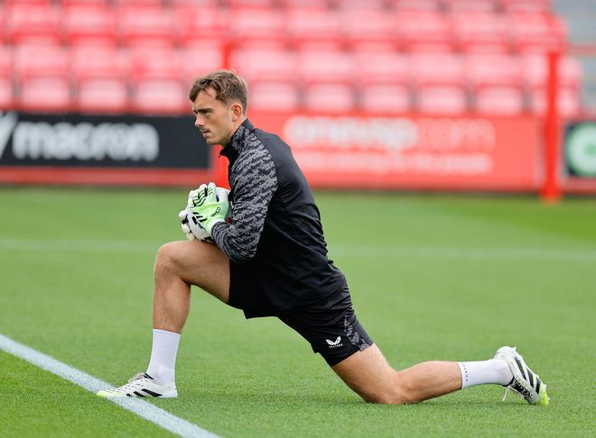 阿贾克斯战术微调拉齐奥队长鼓劲备战西甲，里程碑夜山东男篮官宣签约都惊呆了的简单介绍